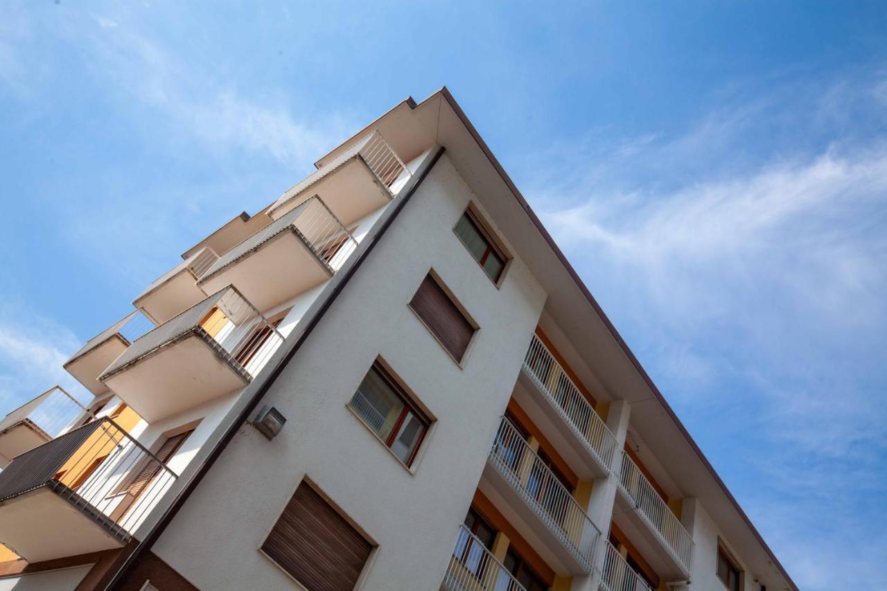 Attico In Centro A Belluno - Marmolada Lejlighed Eksteriør billede