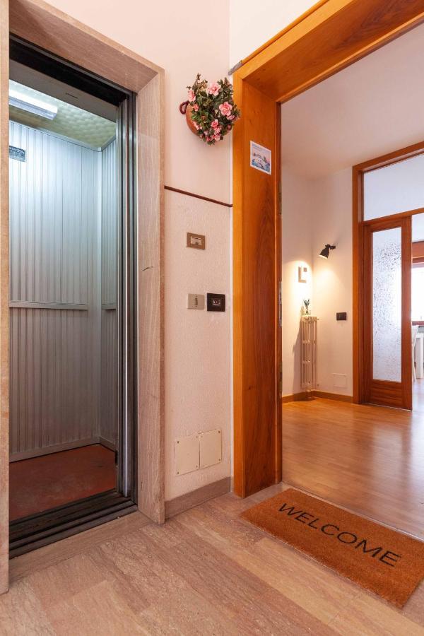 Attico In Centro A Belluno - Marmolada Lejlighed Eksteriør billede